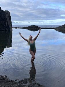 Me in pool seixal amazing back drop